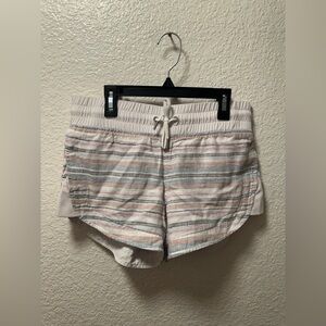 Ladies athleta shorts 2